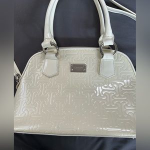 CNKW  white Purse